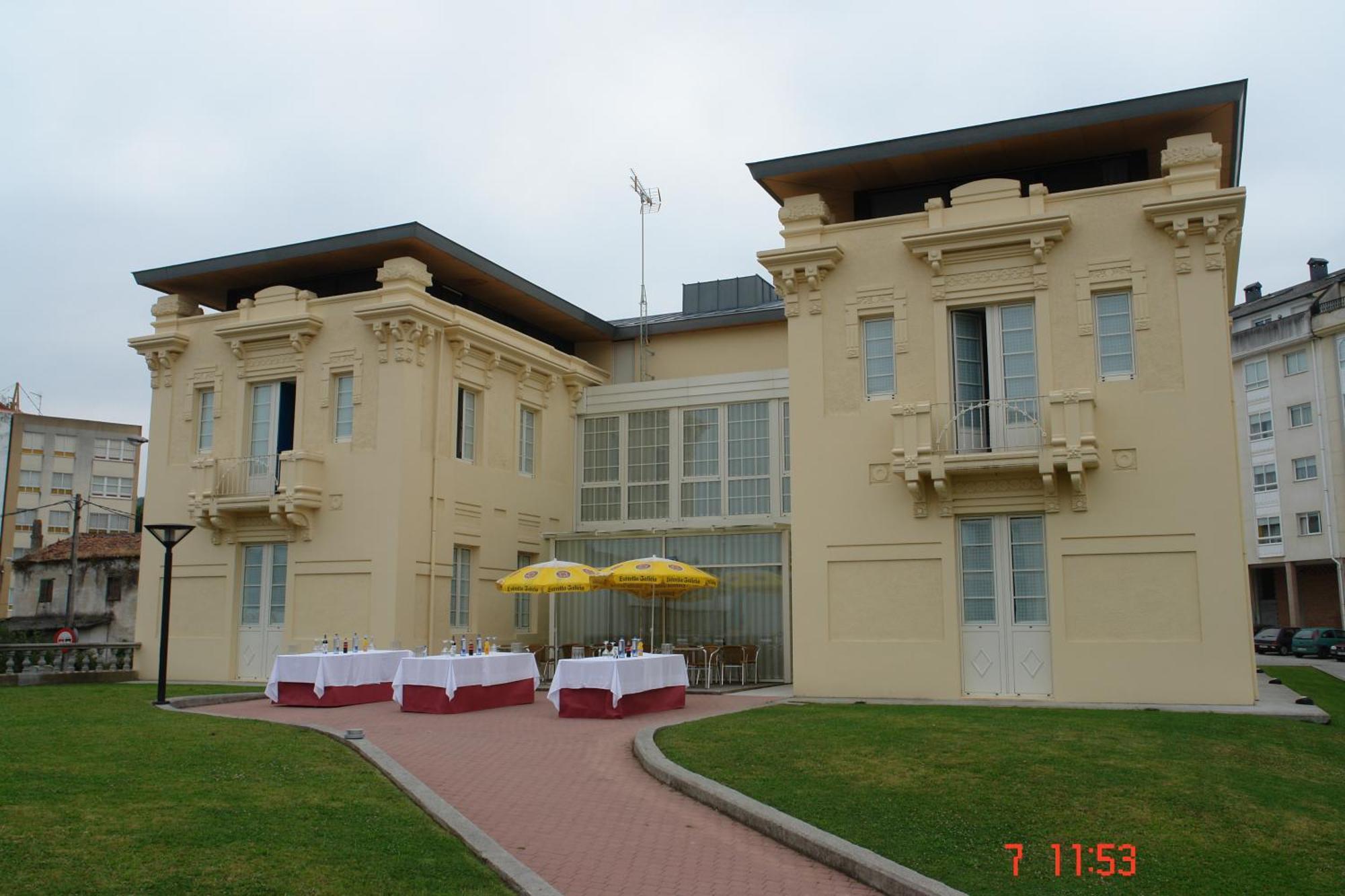 Hotel Villa De Betanzos Exterior photo